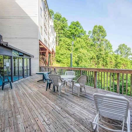 Misty Mountain Getaway Villa Gatlinburg Exterior photo