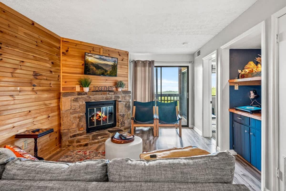 Misty Mountain Getaway Villa Gatlinburg Exterior photo